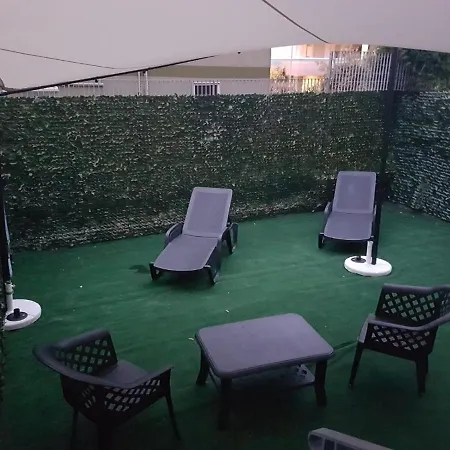 Helios Bed and Breakfast *