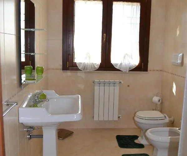 Helios Alojamento de Acomodação e Pequeno-almoço *